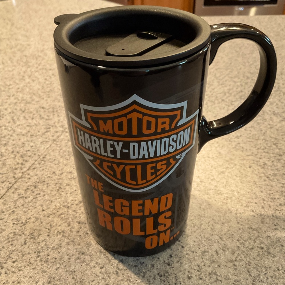 NWOT Harley-Davidson “The Legend Rolls On” Mug
